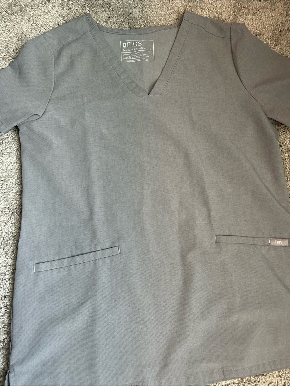 Figs Dark Space Gray Charlotte Jogger Scrub Pants & Casma Scrub Top Set - Picture 9 of 10
